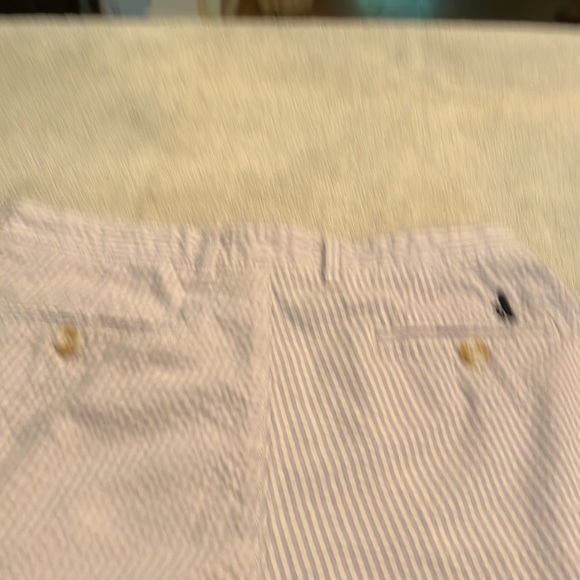 johnnie-O seersucker shorts. 9”inseam. 32 - Picture 6 of 7
